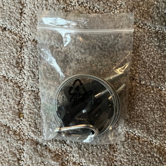 GoPro HERO Session + Bundle - Picture 3 of 10